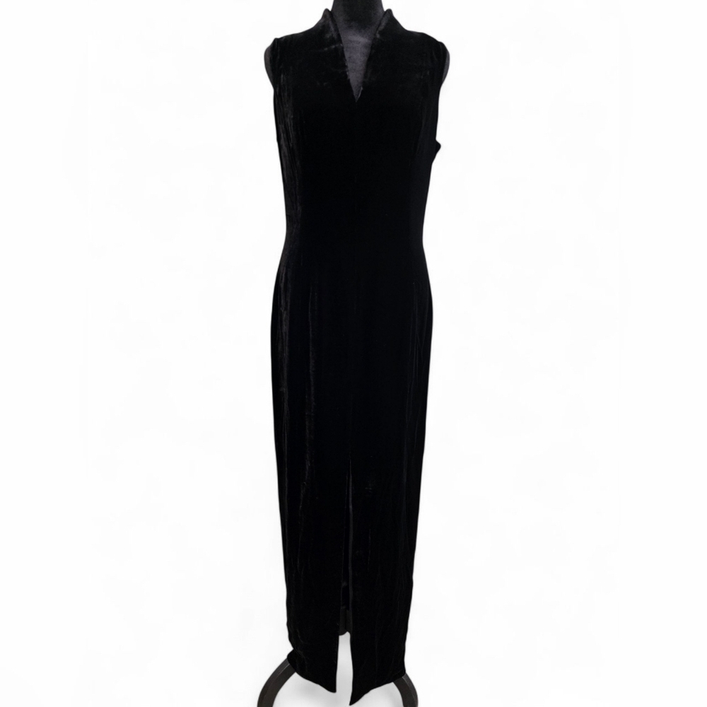 Vintage Jones NY Evening Black Velvet Maxi Dress Size 6 Rayon Silk Formal Gown